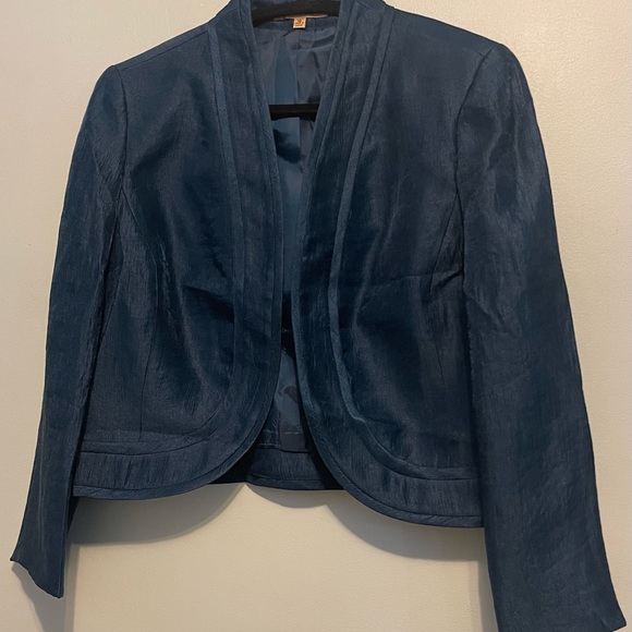 Formel suit - Picture 8 of 16